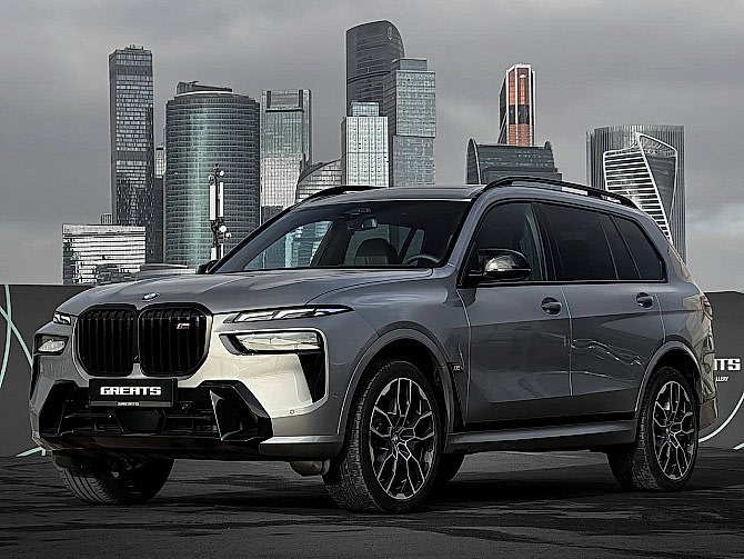 BMW X7 M60i FL